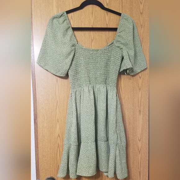 Abercrombie & Fitch Dress Size Small - Picture 2 of 3